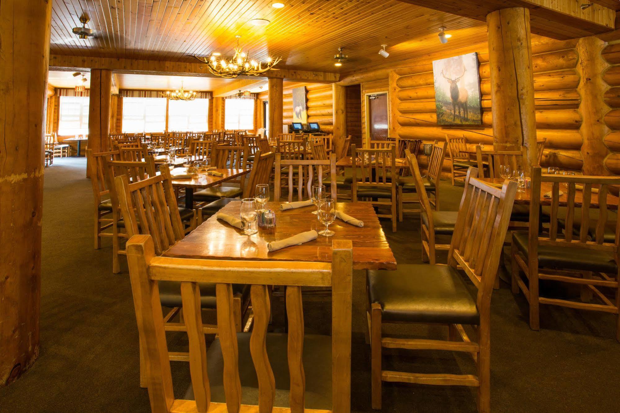 Headwaters Lodge & Cabins At Flagg Ranch Moran Ngoại thất bức ảnh